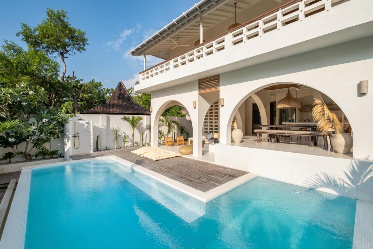 Villa Odyssea Gili Trawangan Exterior photo
