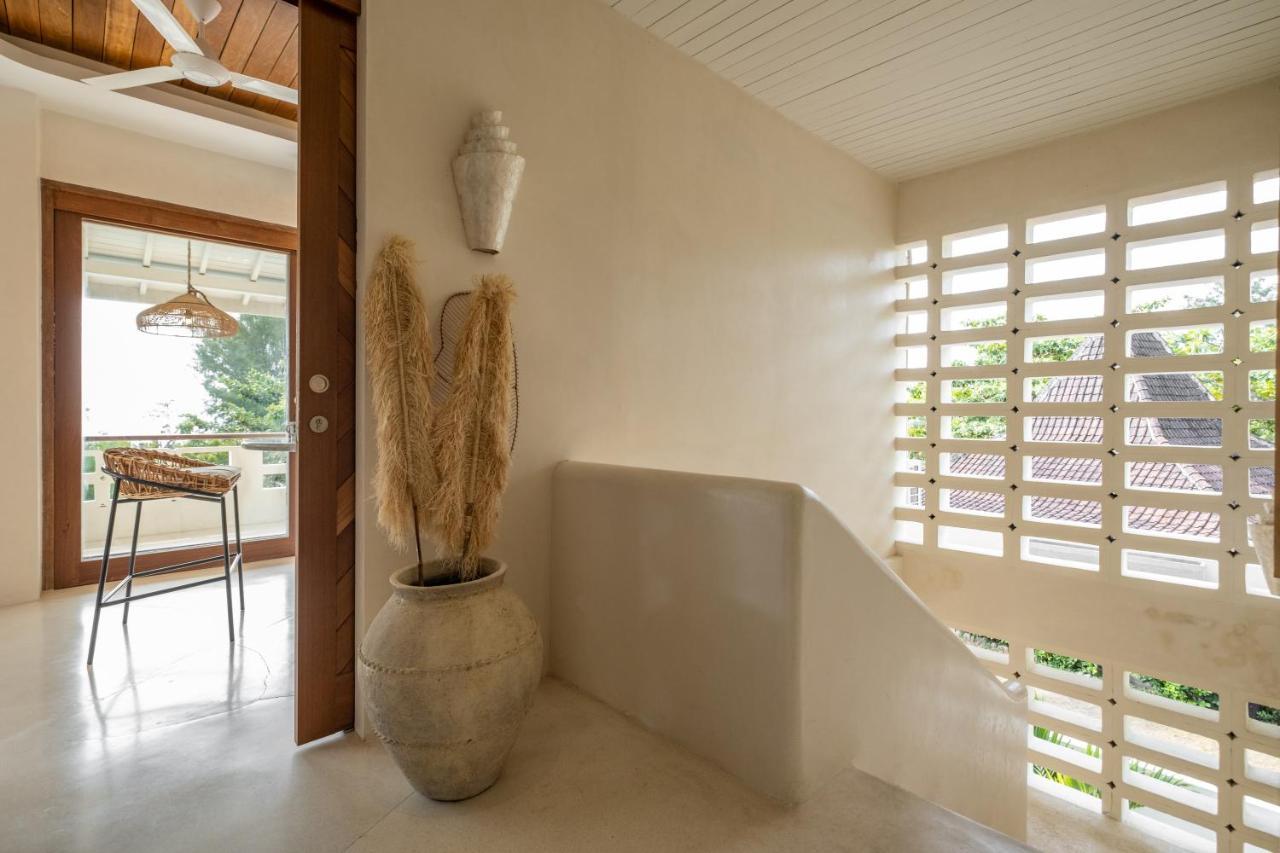 Villa Odyssea Gili Trawangan Exterior photo